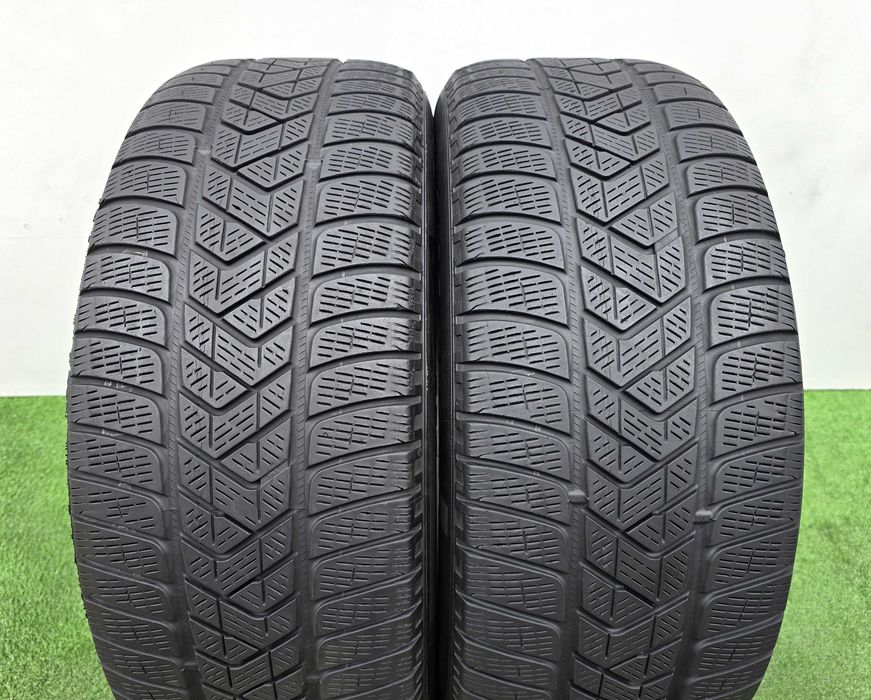 2бр. 235/55/19 PIRELLI Scorpion RFT - зимни
