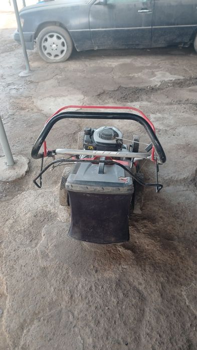 Продам Газонакасилка бензиновая