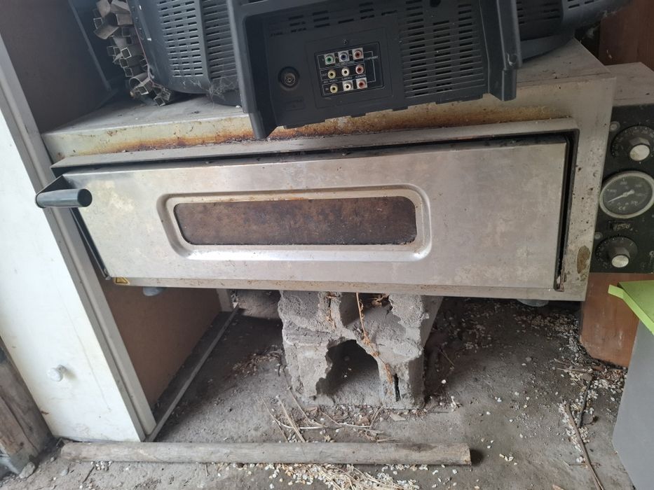 Продам пицца печ!