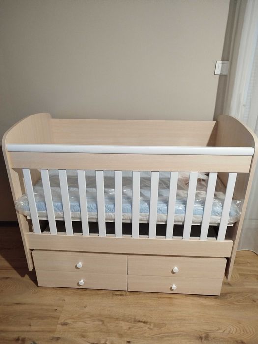 Нова бебешка кошара с матрак