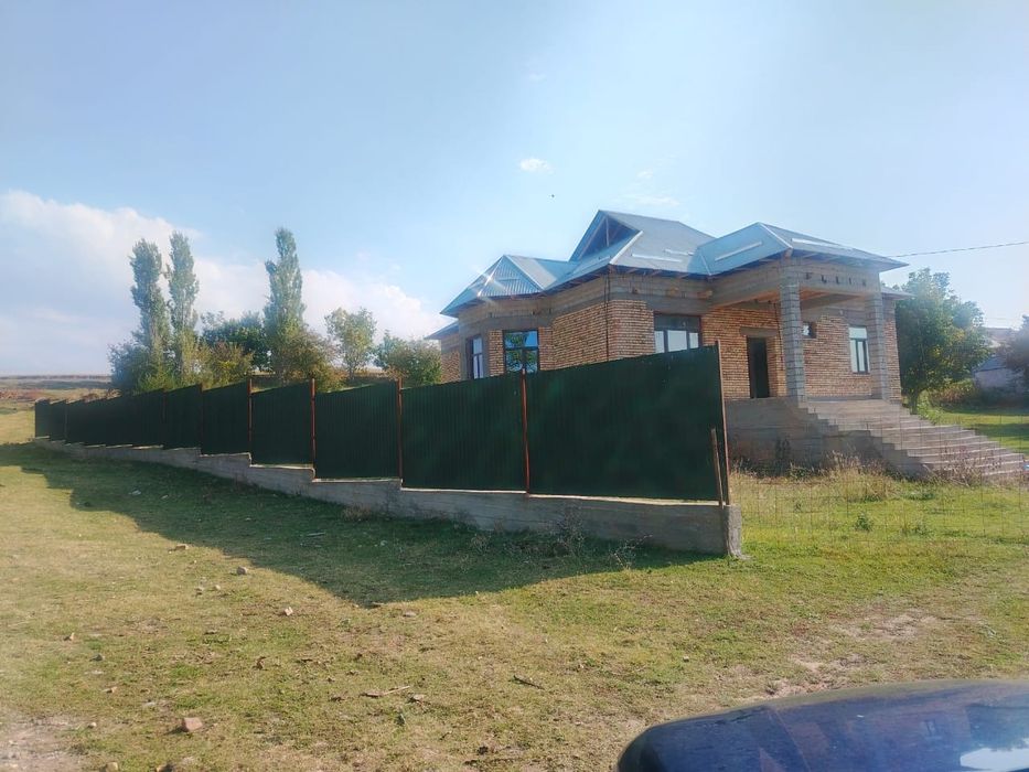 Үй сатылады 5 бөлмелі
