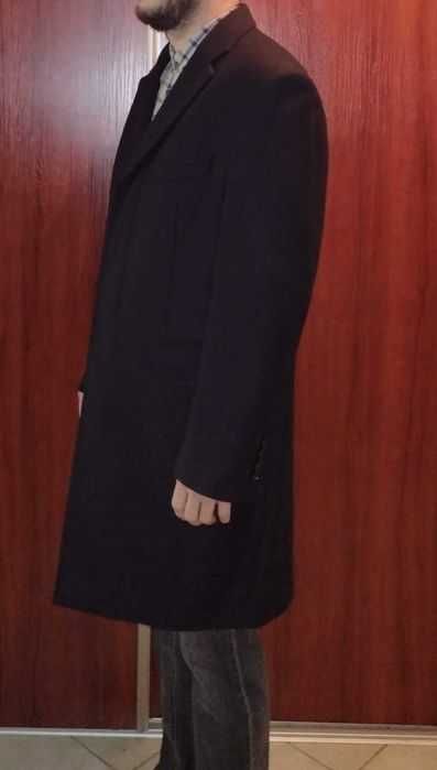 Мъжко палто BYTOM