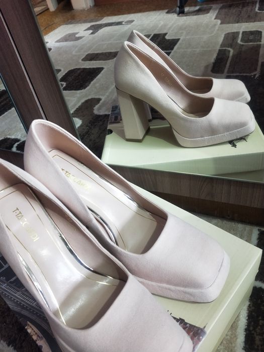 Туфли красивые  ..