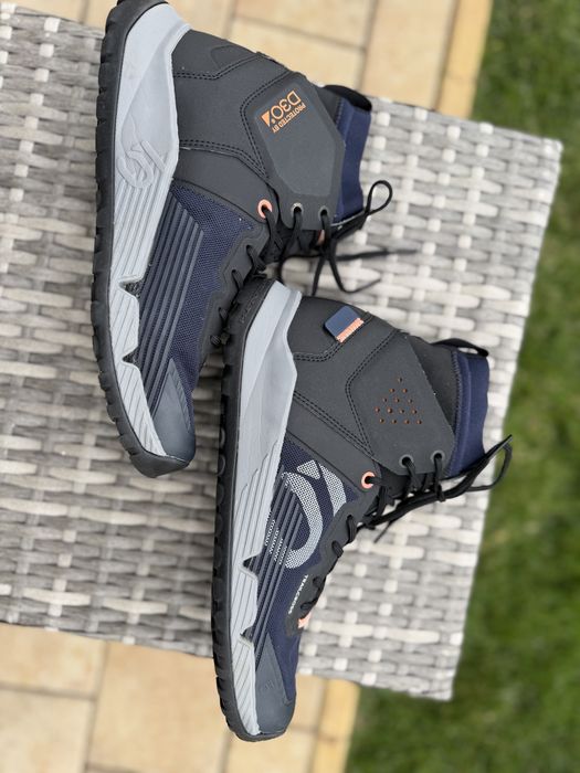 Adidas Five Ten, marime 40 2/3