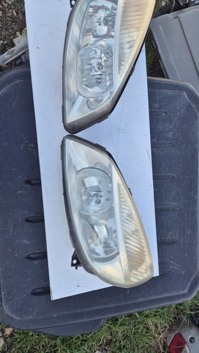 Оригинални Фарове за Рено Сценик 2 2003- 2006г