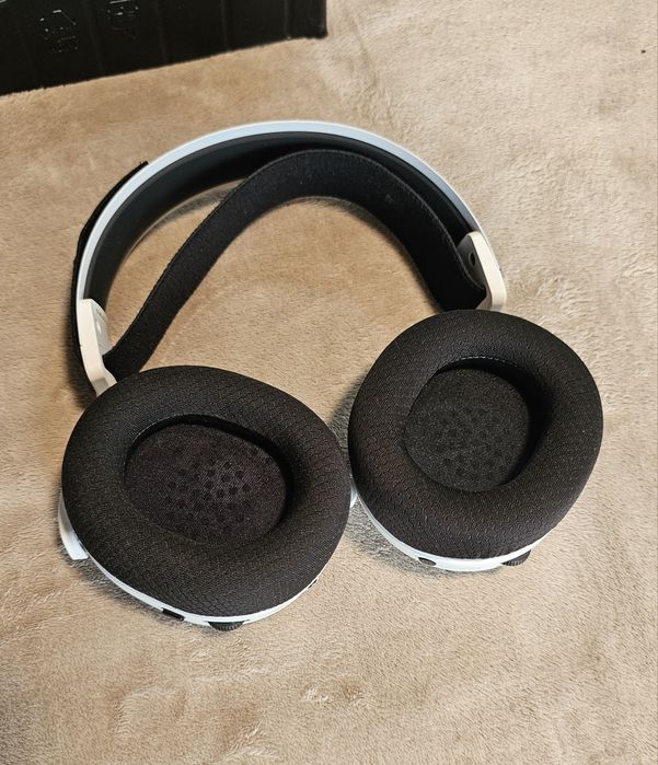 Слушалки Steelseries Arctis 7+ Wireless White