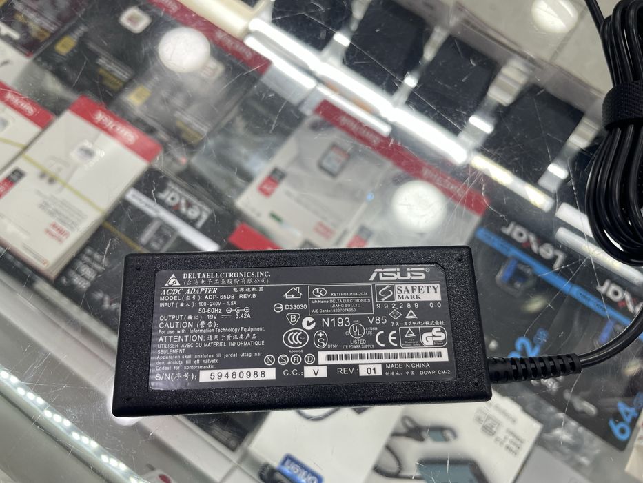 Зарядчик ноутбука «Asus»