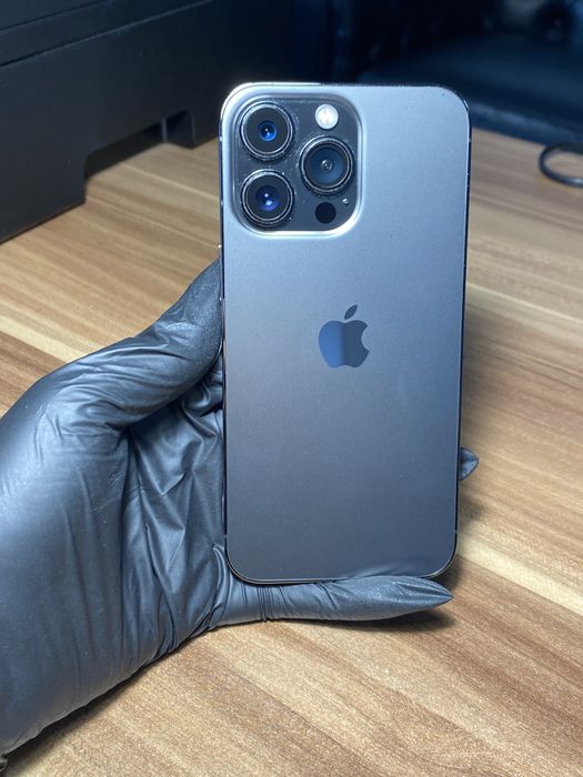 iPhone 13 Pro• 256 GB • Graphite