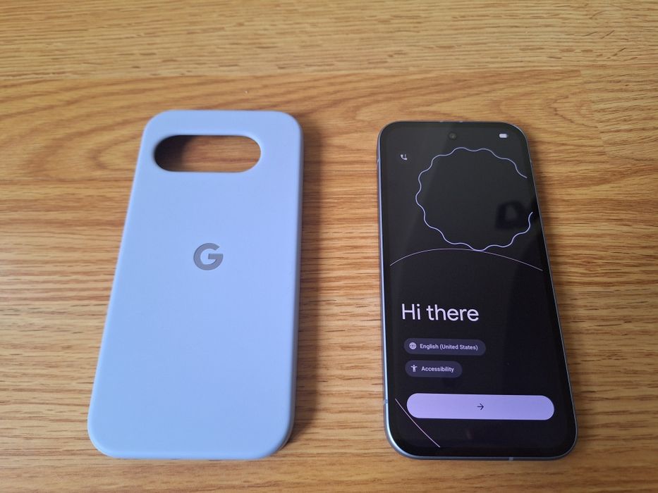 Pixel 9A - 128gb + accesorii originale, husa originala Google