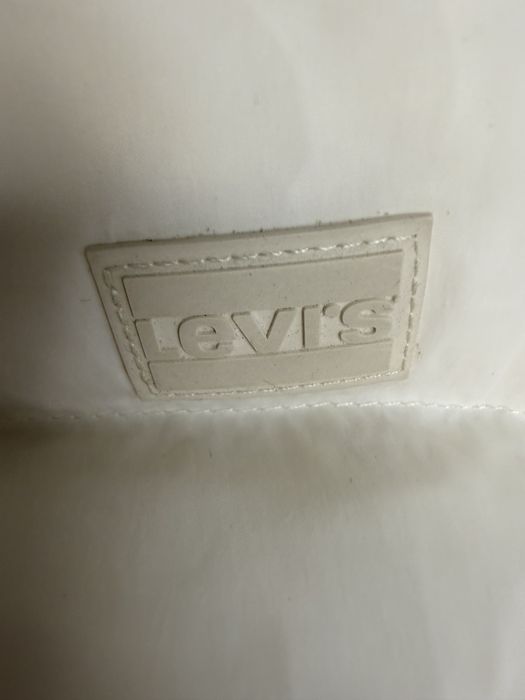 Яке зимно топло ново LEVI’S 50% разпродажба