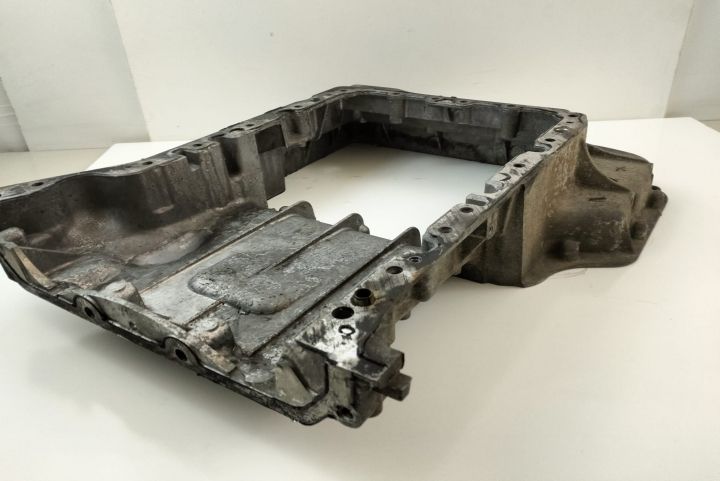 Semi - Baie de Ulei A6510141402 Mercedes-Benz Sprinter a 2-a generati