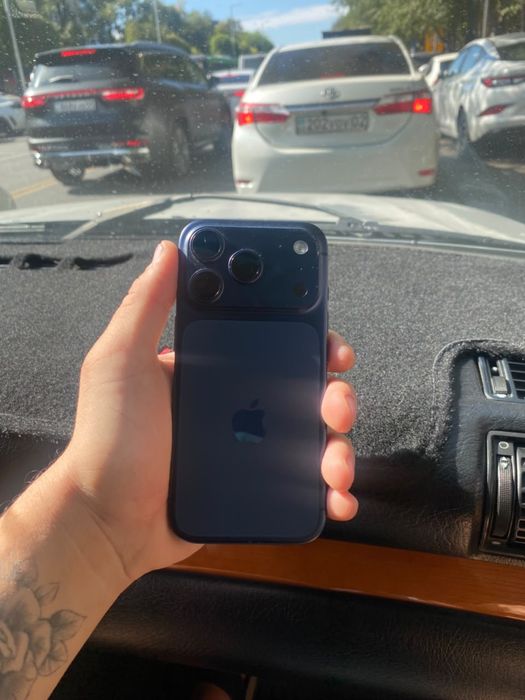 Iphone 17 pro идале