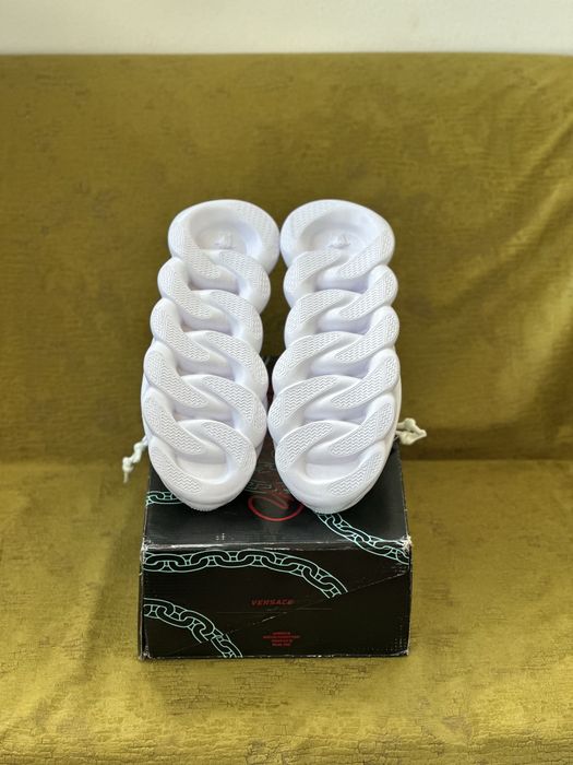 Versace Chain Reaction / 41-45