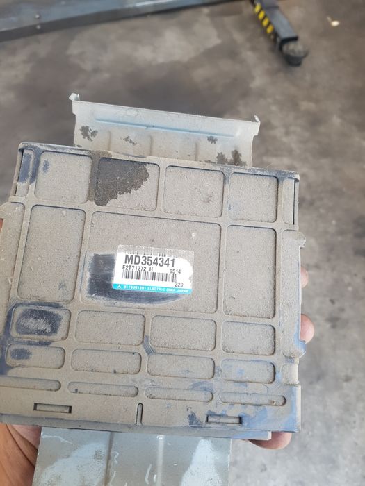 Компютър за мицубиши спей стар 1.3 бензин