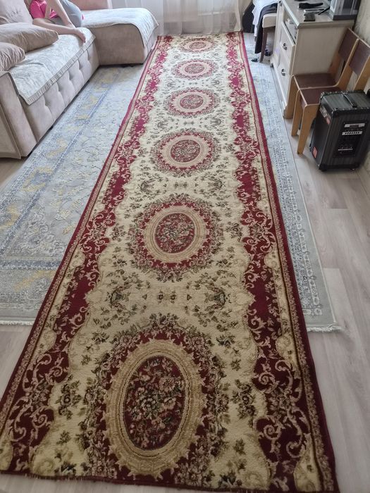 Продам кілем 2/3
