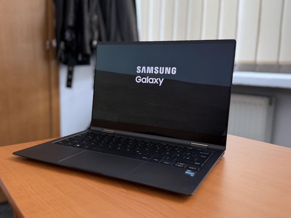 Samsung Galaxy Book 2 PRO 360 Touch Super AMOLED