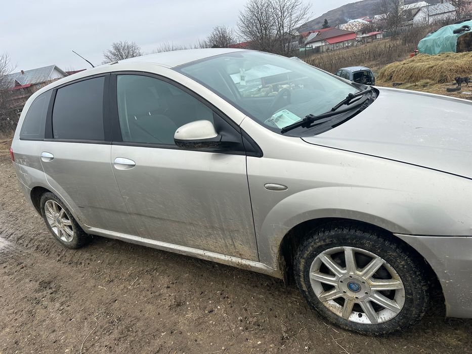 Dezmembrez fiat croma 2005 1.9 150cp