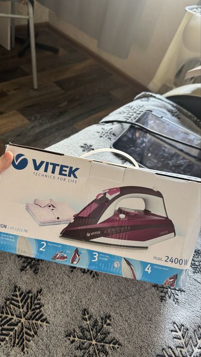 Утюг Vitek/ в идеальном состояний