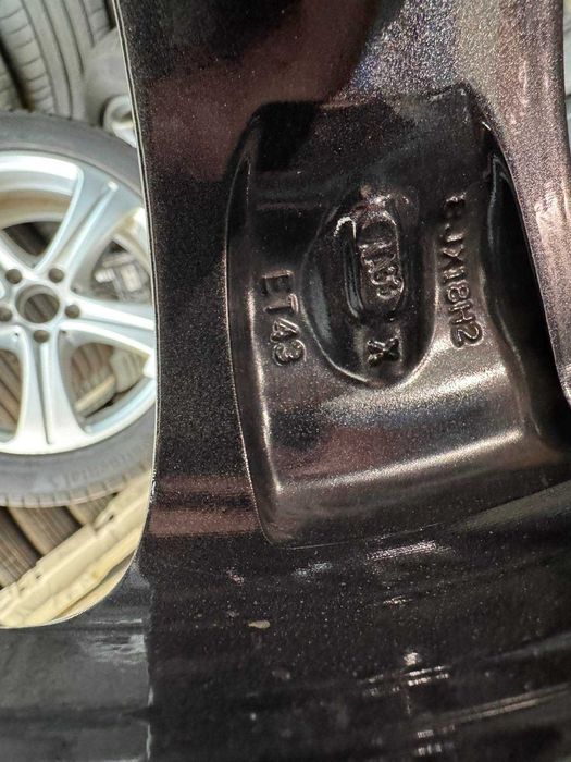 Мерцедес/Mercedes оригинални джнати с гуми 245/45R18 W213