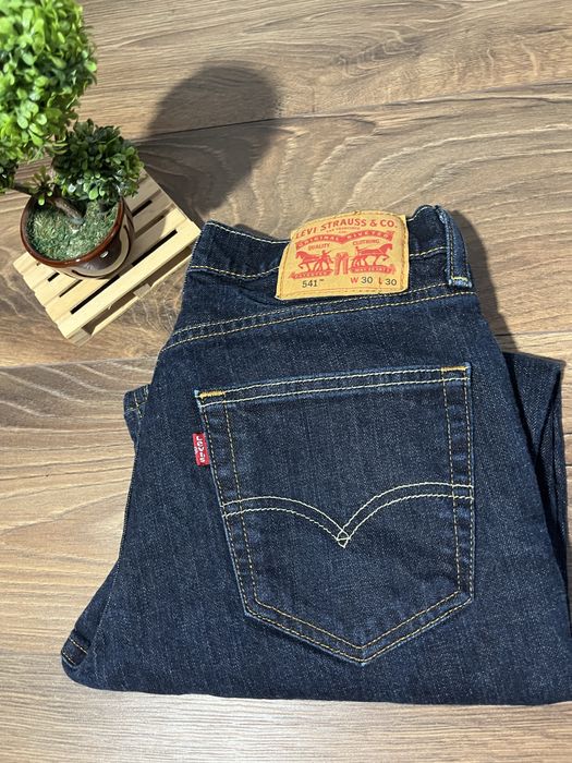 Blugi Levi's 541 Athletic Fit bleumarin