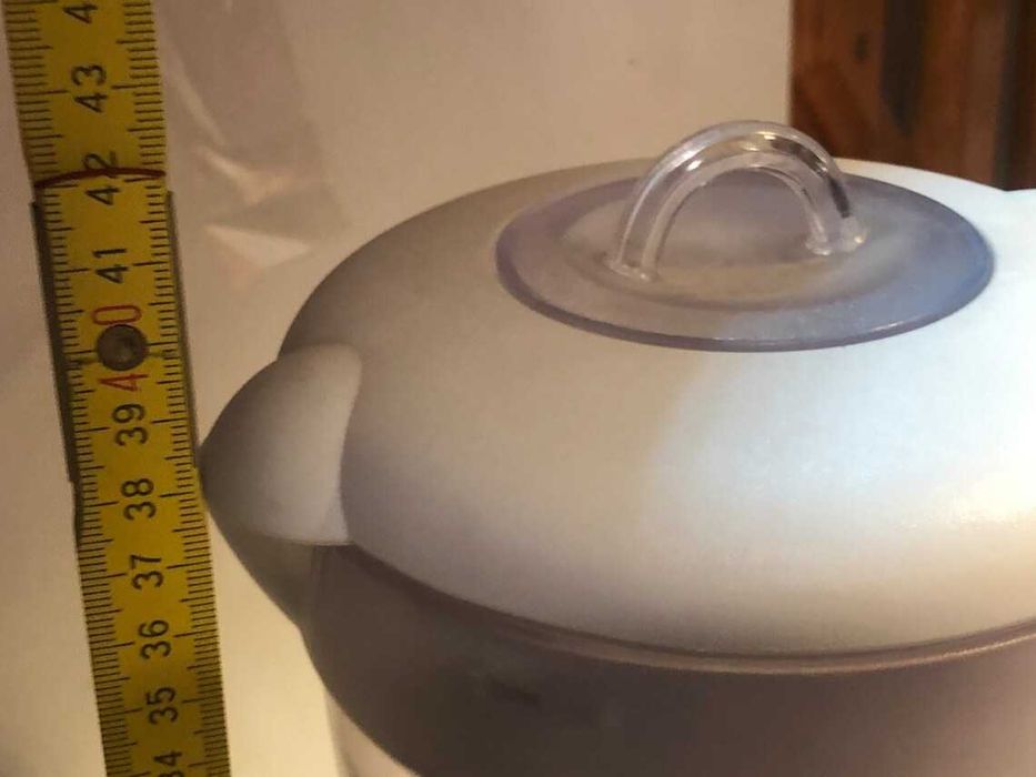 Блендер марка AEG, немски и сокоизтисквачка DELONGHI KC 400