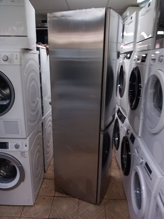 Иноксов комбиниран хладилник с фризер Бош Bosch No Frost с 2 години  ГАРАНЦИЯ!