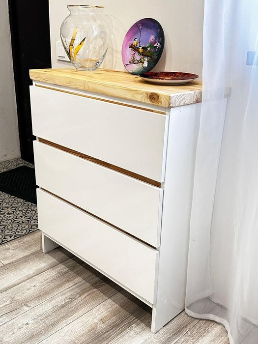 Новая тумба в прихожую