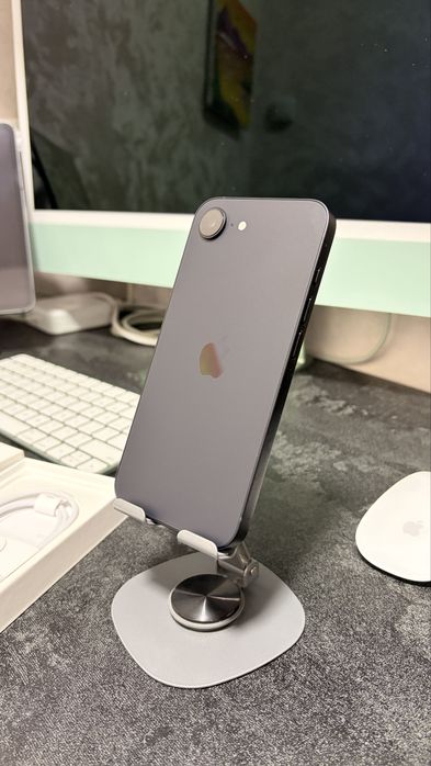 iPhone 17e Black 256GB USA New imei o’tmagan