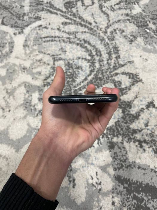 Iphone xr 128gb ideal holatda