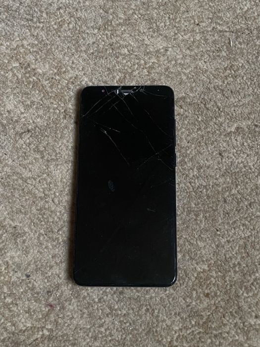 Продам телефон REDMI 5