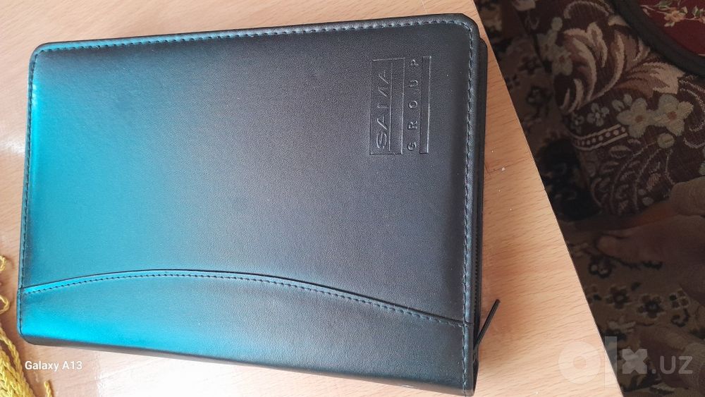 Продаются 2 деловых ежедневника
