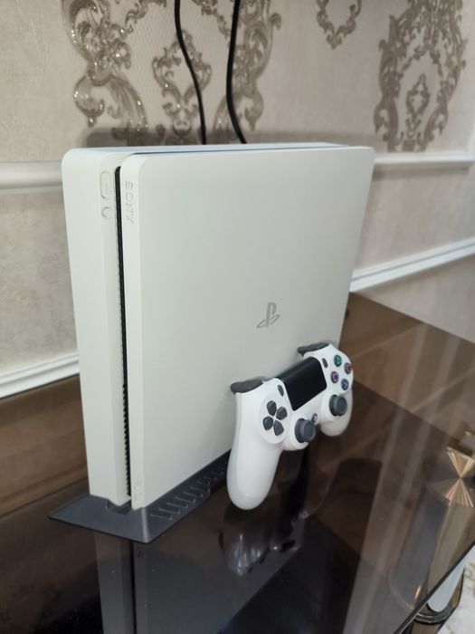 PS4 slim 1 тб с топ играми!