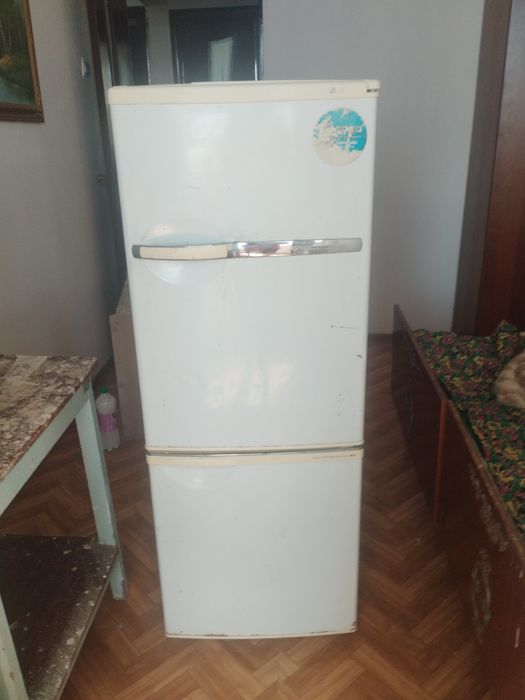 Холодильник лж істейді
