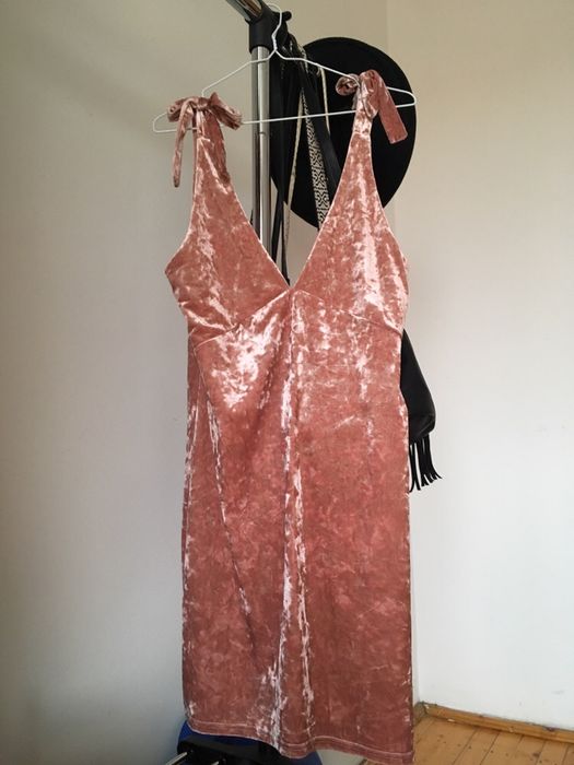 Rochie rose catifea H&M, S/M