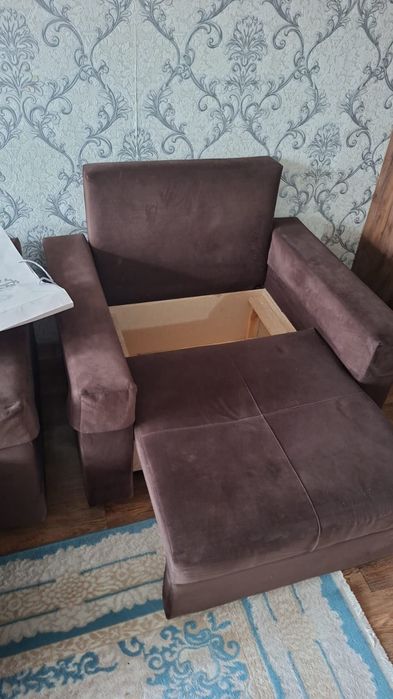 Диван с креслом, цена 25000