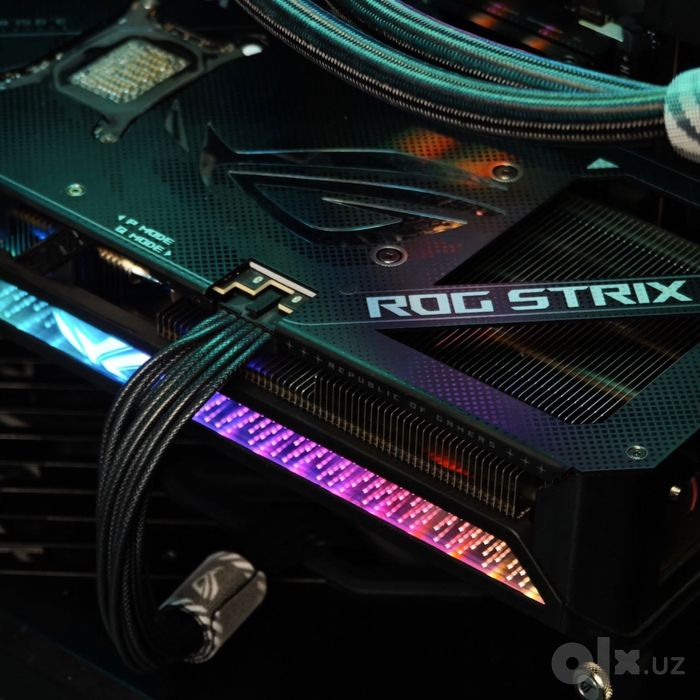ROG / 9800X3D / 5070Ti / 990Pro
