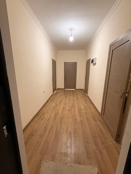 Арзон нархда 2 хона 65 квадрат сотилади