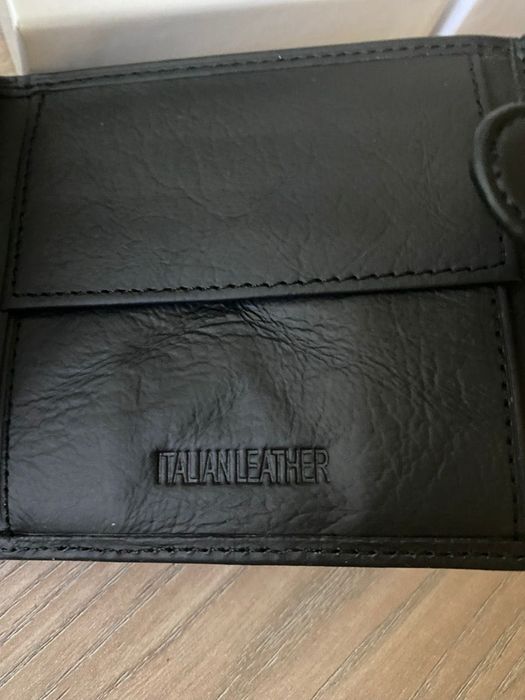 Мъжко портмоне от естествена италианска кожа – черно