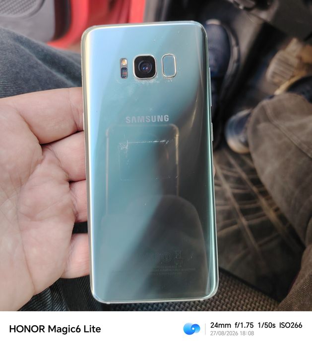 Vând 2telefoane samsung