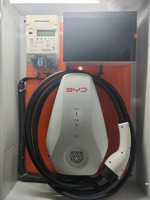 Установка зарядных станций