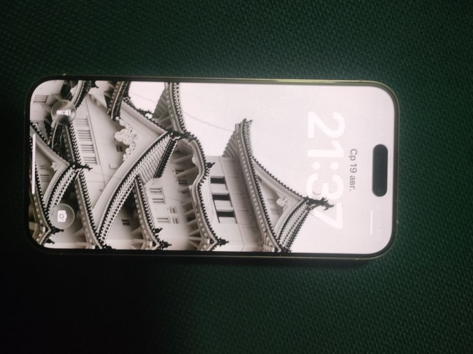 Продам iPhone 15 pro
