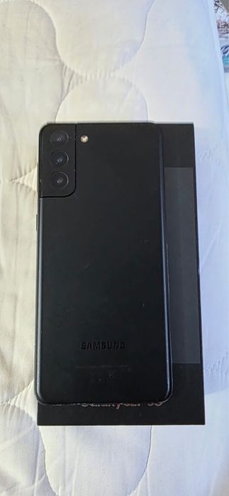 Samsung galaxy s 21 plus