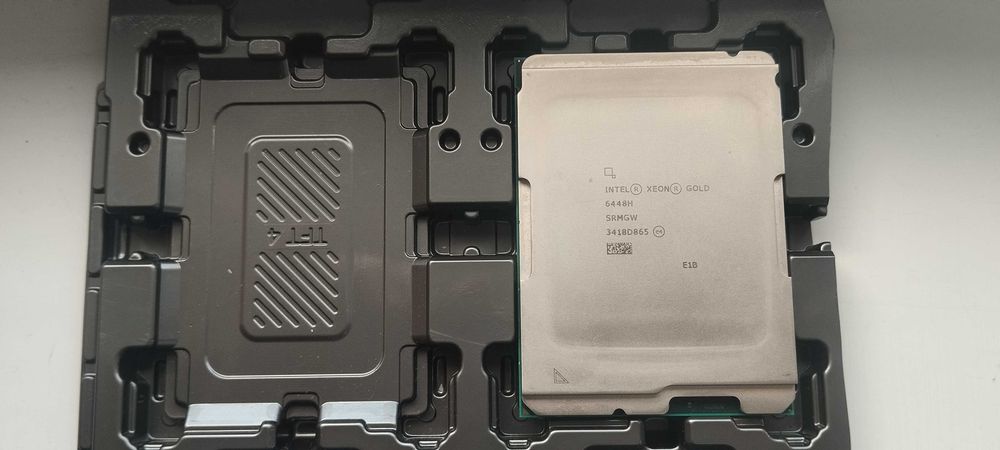 AMD Ryzen Threadripper Pro 5945wx