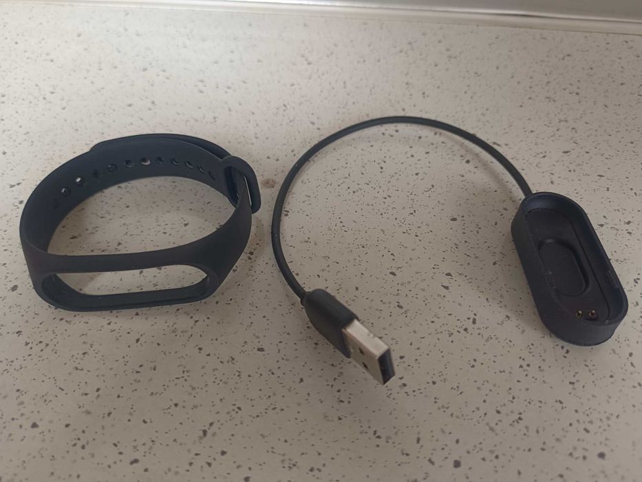 Зарядное устр.+ Силикон. ремешок-для MI-Bend 5,4. (Оригинал)