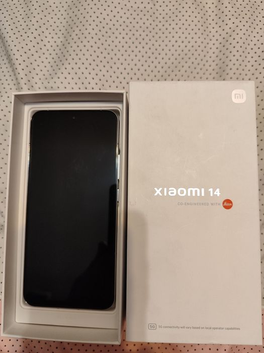 Продам смартфон Xiaomi 14