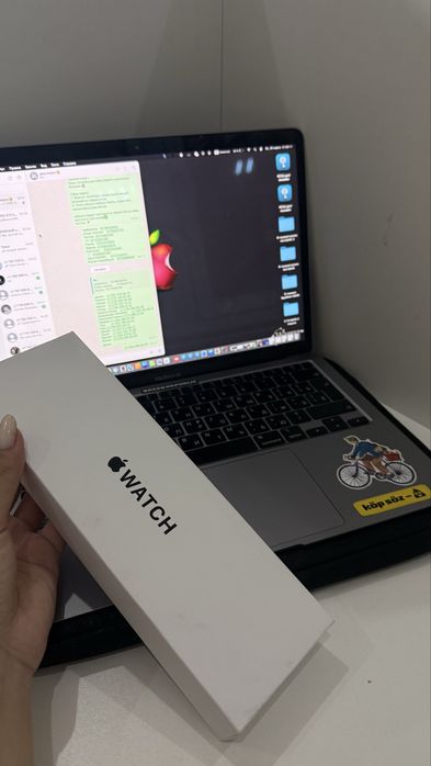 APPLE WATCH  срочно продаю