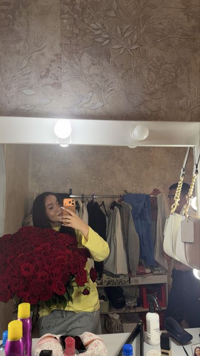 Цветы роза букет 95 роз