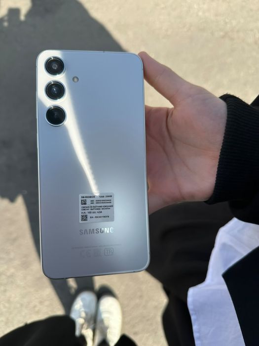 Самсунг S24+ Samsung