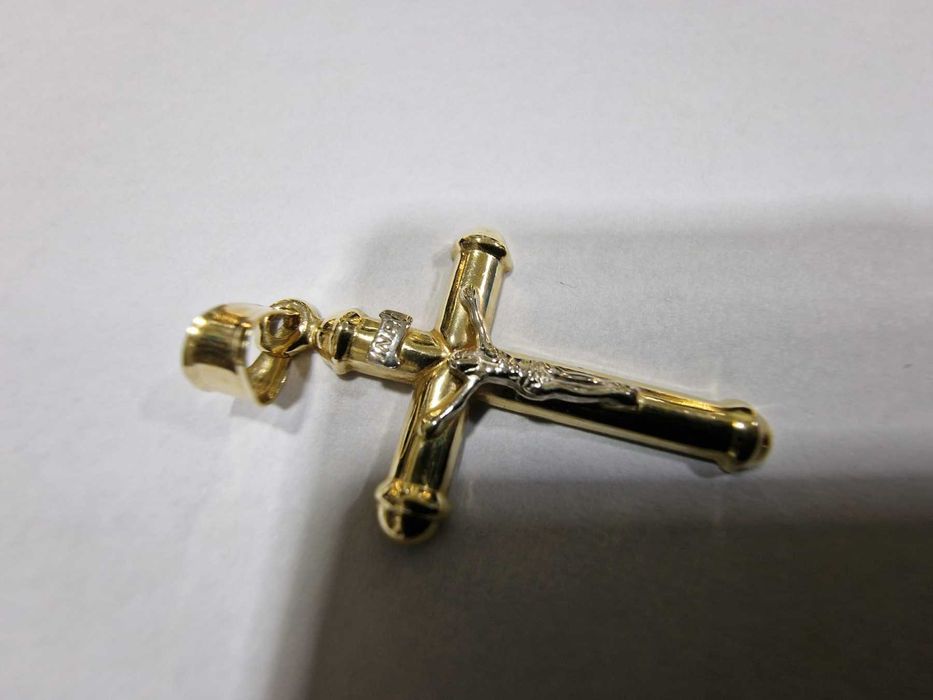 Висулка златен кръст 14К 585 / 1,10 гр.