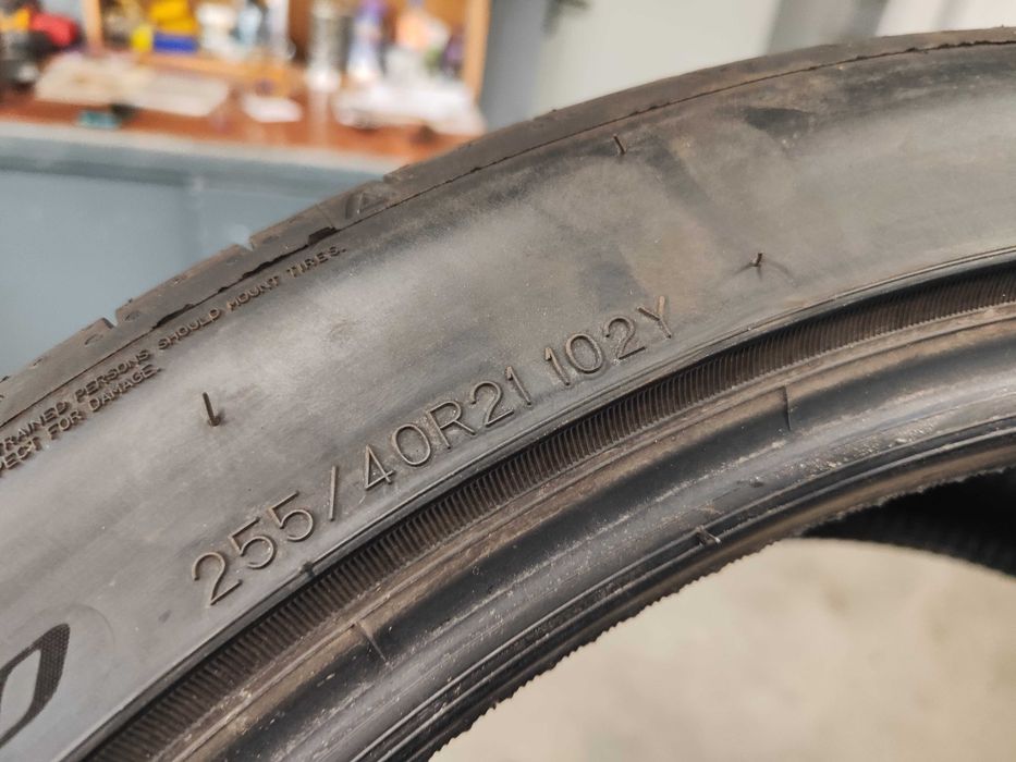 2бр.летни гуми 255/40/21 Falken